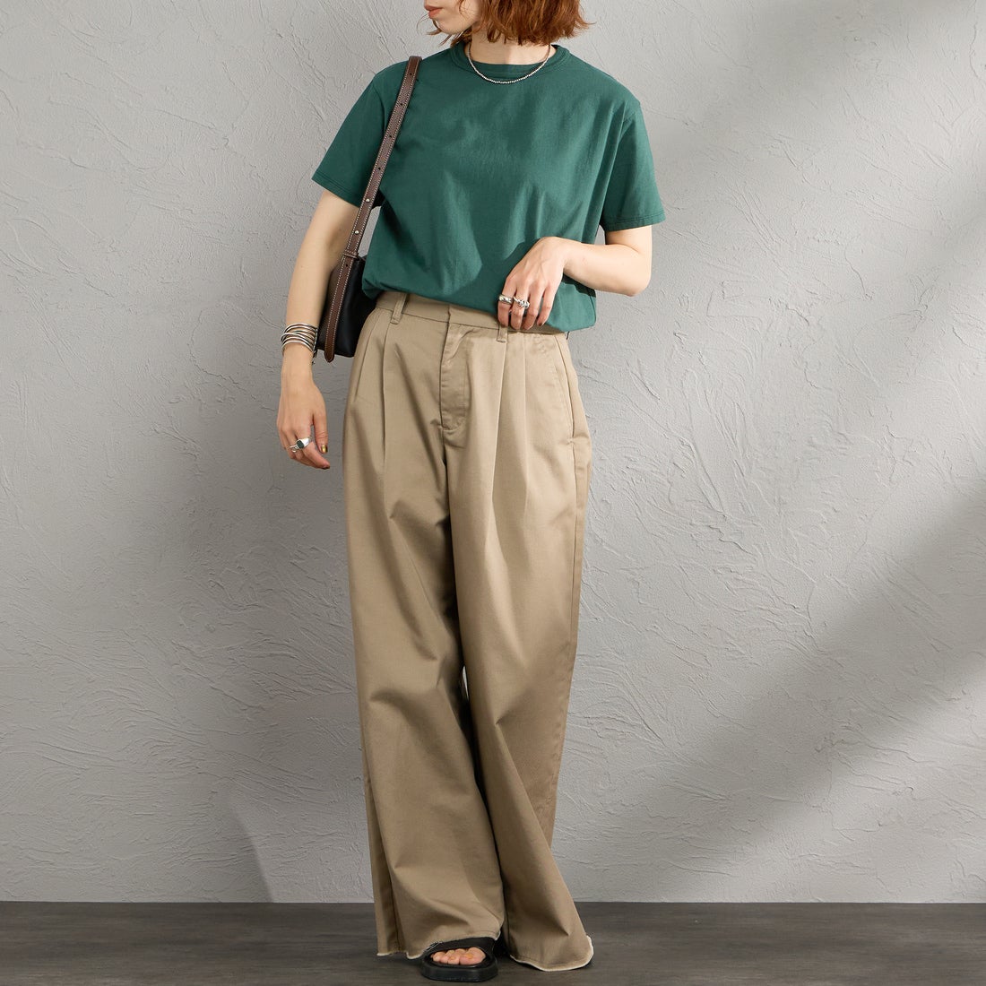 THE SHINZONE [ザ シンゾーン] コットンパックTシャツ [20SMSCU66] 76 MOSS GR &&モデル身長：158cm 着用サイズ：F0&&