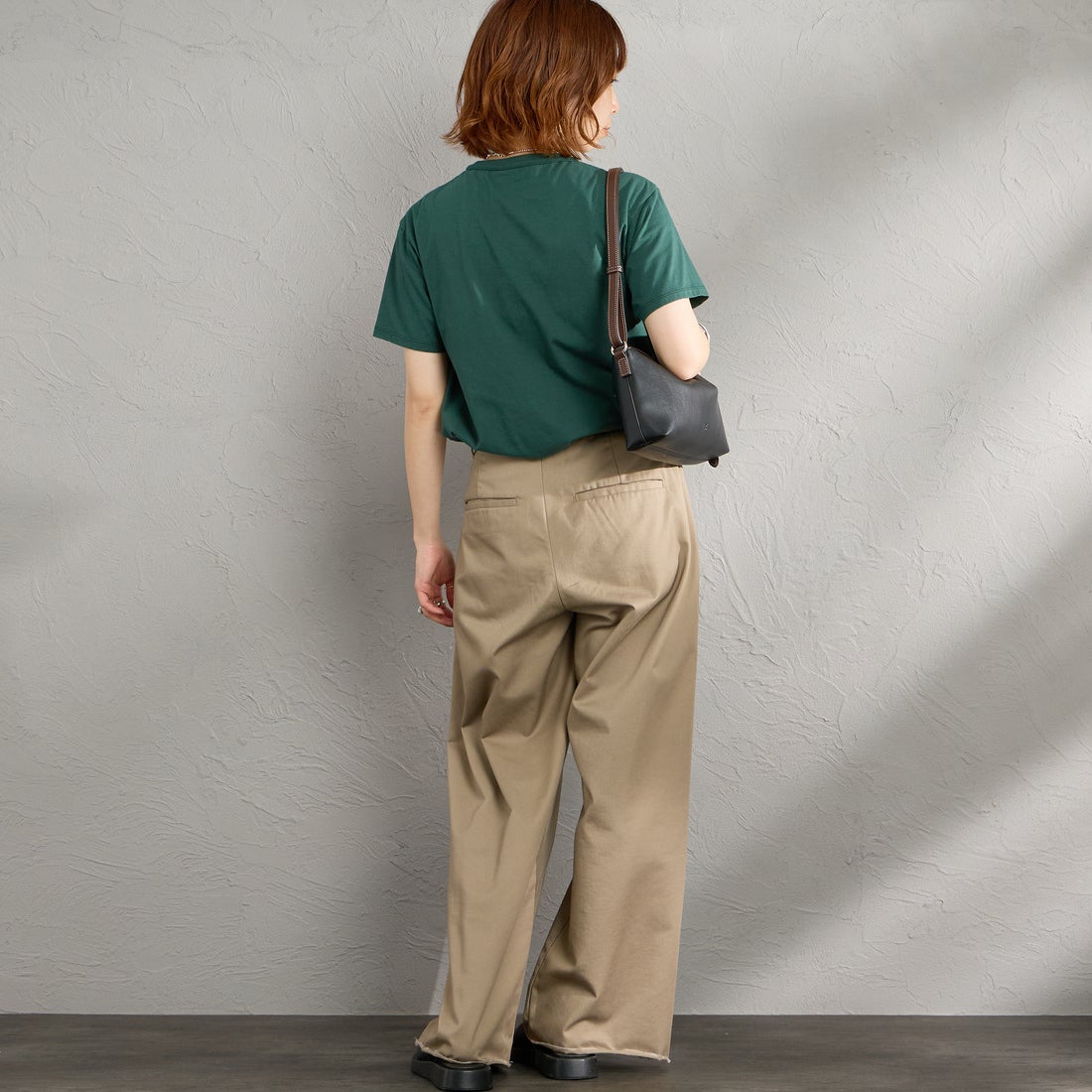 THE SHINZONE [ザ シンゾーン] コットンパックTシャツ [20SMSCU66] 76 MOSS GR &&モデル身長：158cm 着用サイズ：F0&&