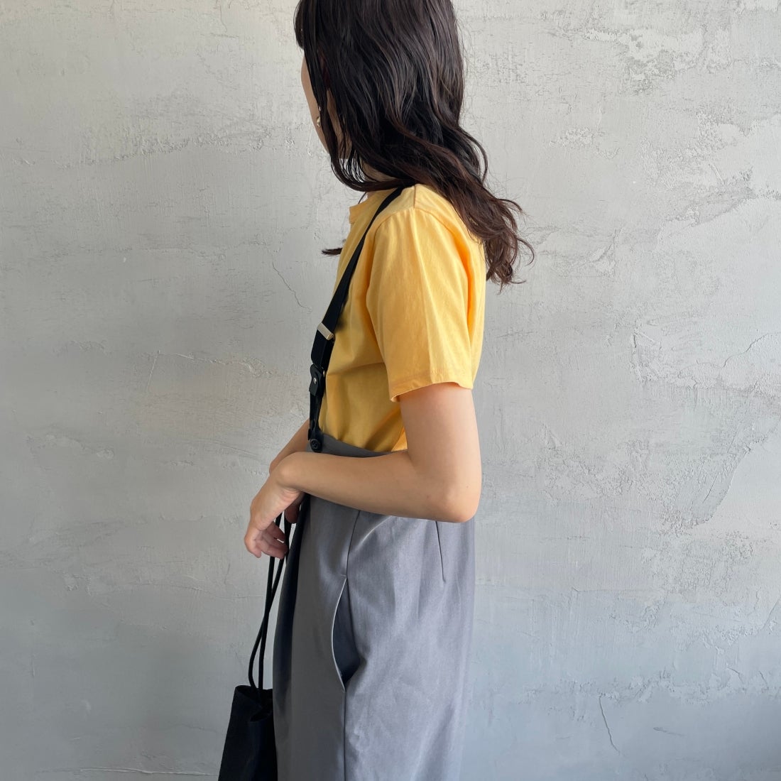 THE SHINZONE [ザ シンゾーン] コットンパックTシャツ [20SMSCU66] 53 YEL/D.N &&モデル身長：160cm 着用サイズ：F0&&