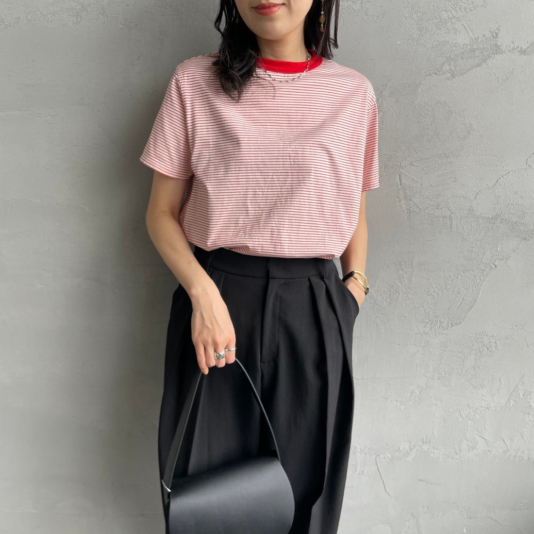 THE SHINZONE [ザ シンゾーン] コットンパックTシャツ [20SMSCU66] 05 C.GY/RE &&モデル身長：160cm 着用サイズ：F0&&