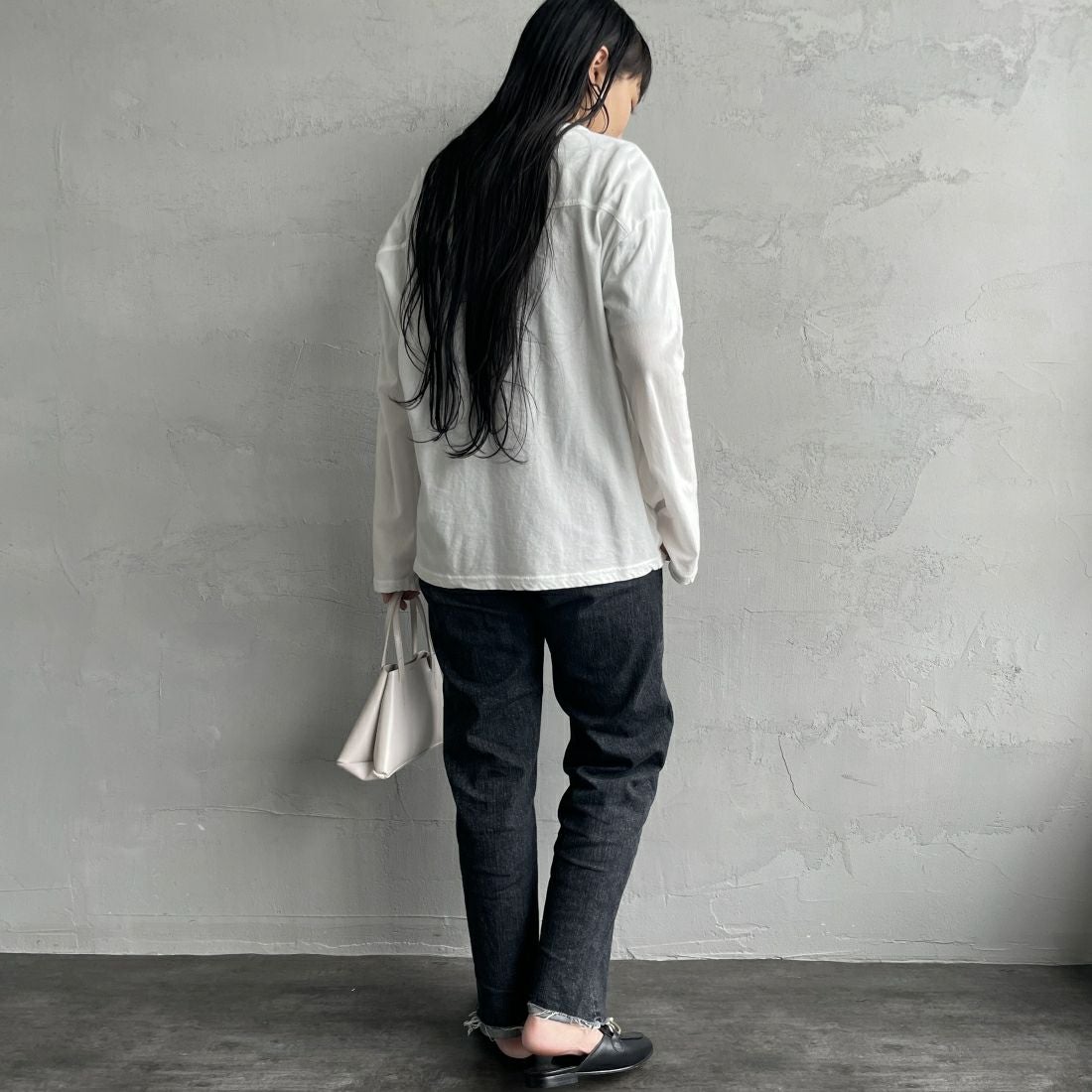 THE SHINZONE [ザ シンゾーン] ハイツイストコットンカーディガン [20SMSCU53] 01 WHITE &&モデル身長：156cm 着用サイズ：F0&&