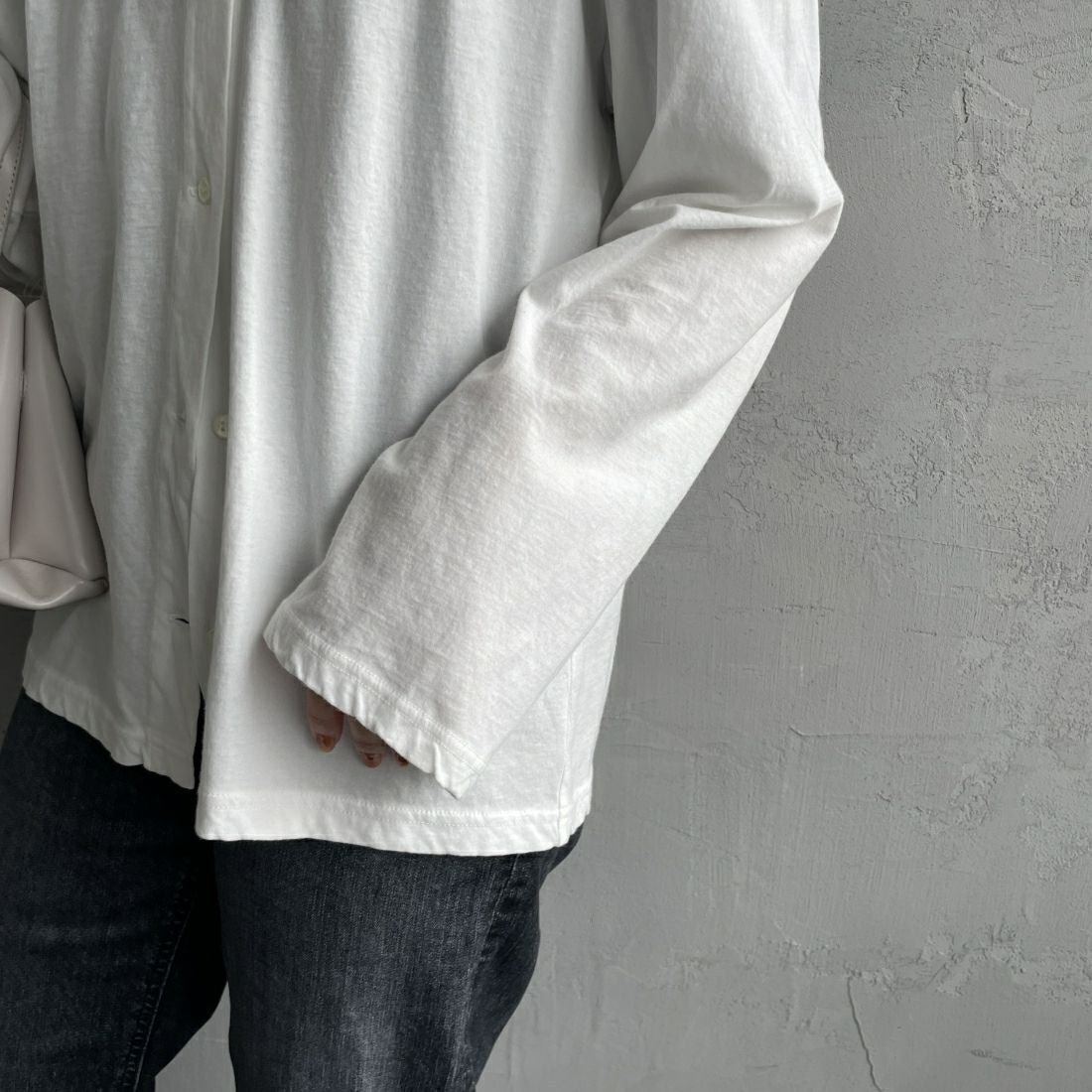 THE SHINZONE [ザ シンゾーン] ハイツイストコットンカーディガン [20SMSCU53] 01 WHITE &&モデル身長：156cm 着用サイズ：F0&&