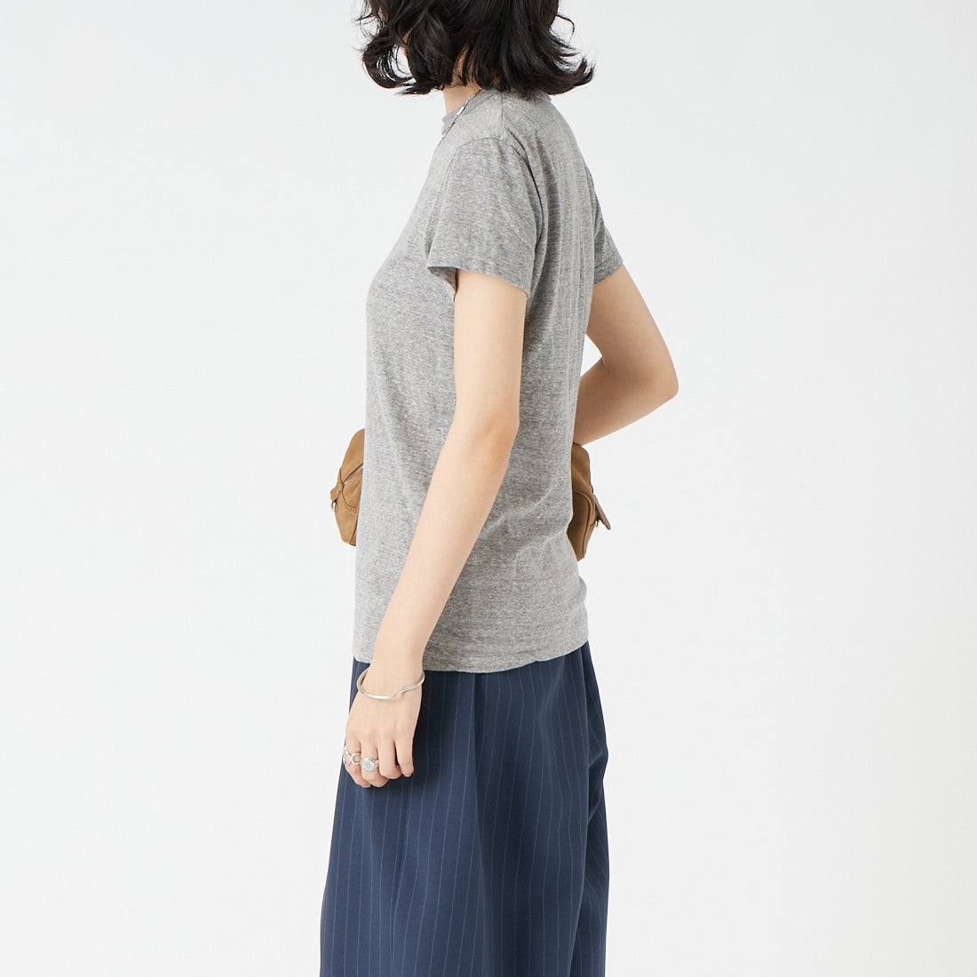 THE SHINZONE [ザ シンゾーン] コットンクルーネックTシャツ [14SMSCU22] 06 GRAY &&モデル身長：162cm 着用サイズ：F0&&