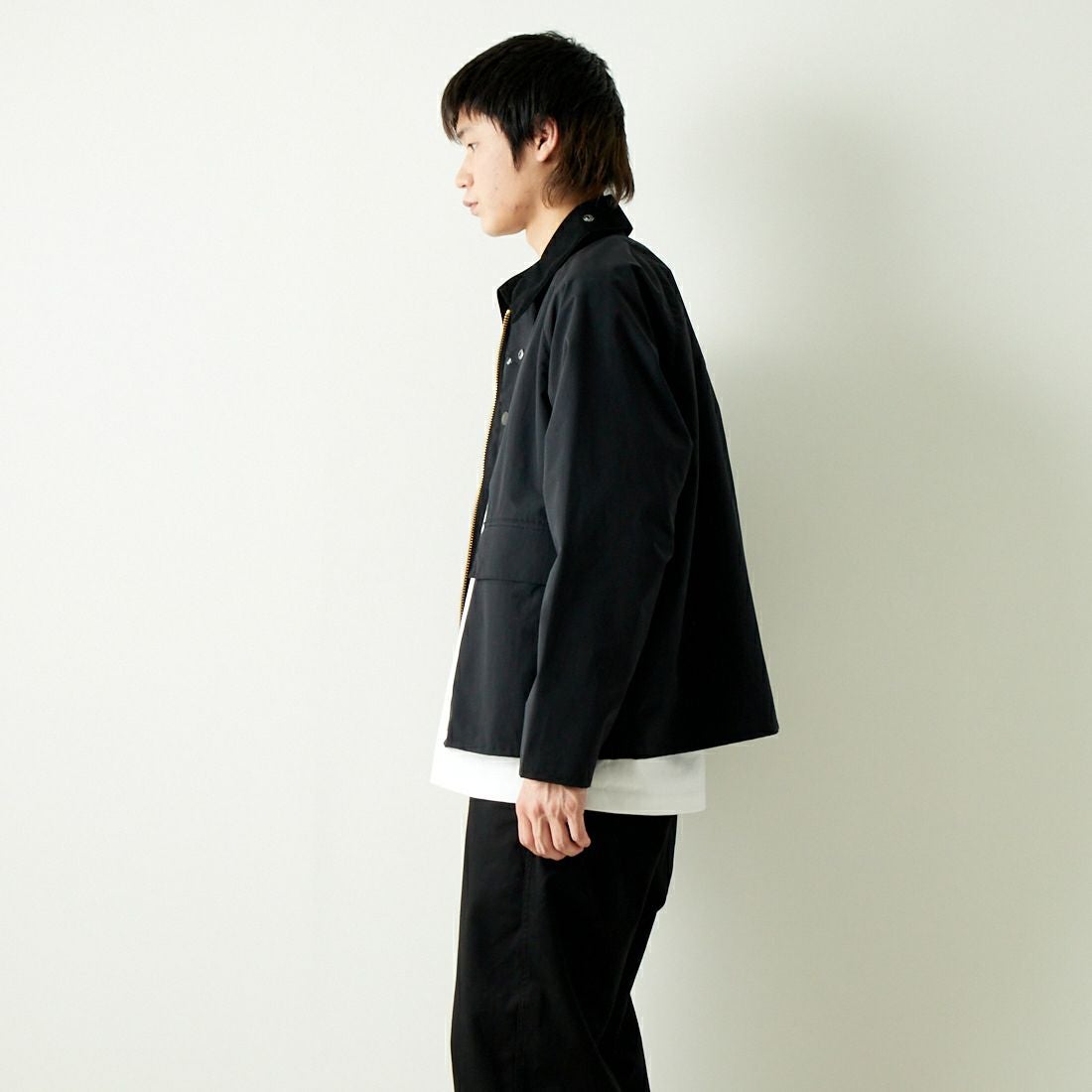 Barbour [バブアー] BORROWDALE / ボロウデイル ショートブルゾン [241MCAG013] 20 BLACK &&モデル身長：182cm 着用サイズ：38&&