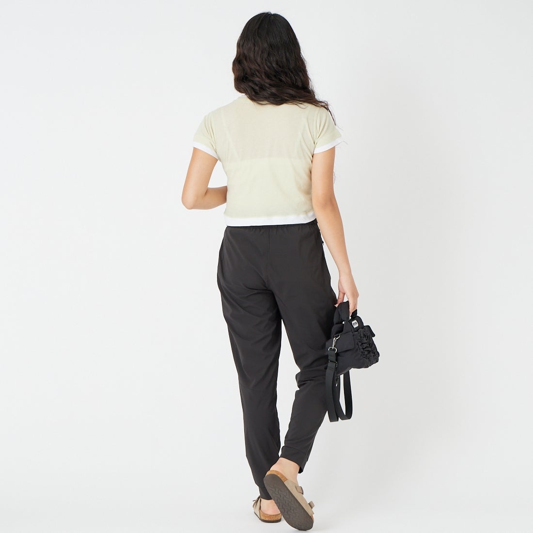 patagonia [パタゴニア] ウィメンズ テルボンヌ ジョガーズ [24595] BLK &&モデル身長：162cm 着用サイズ：M&&