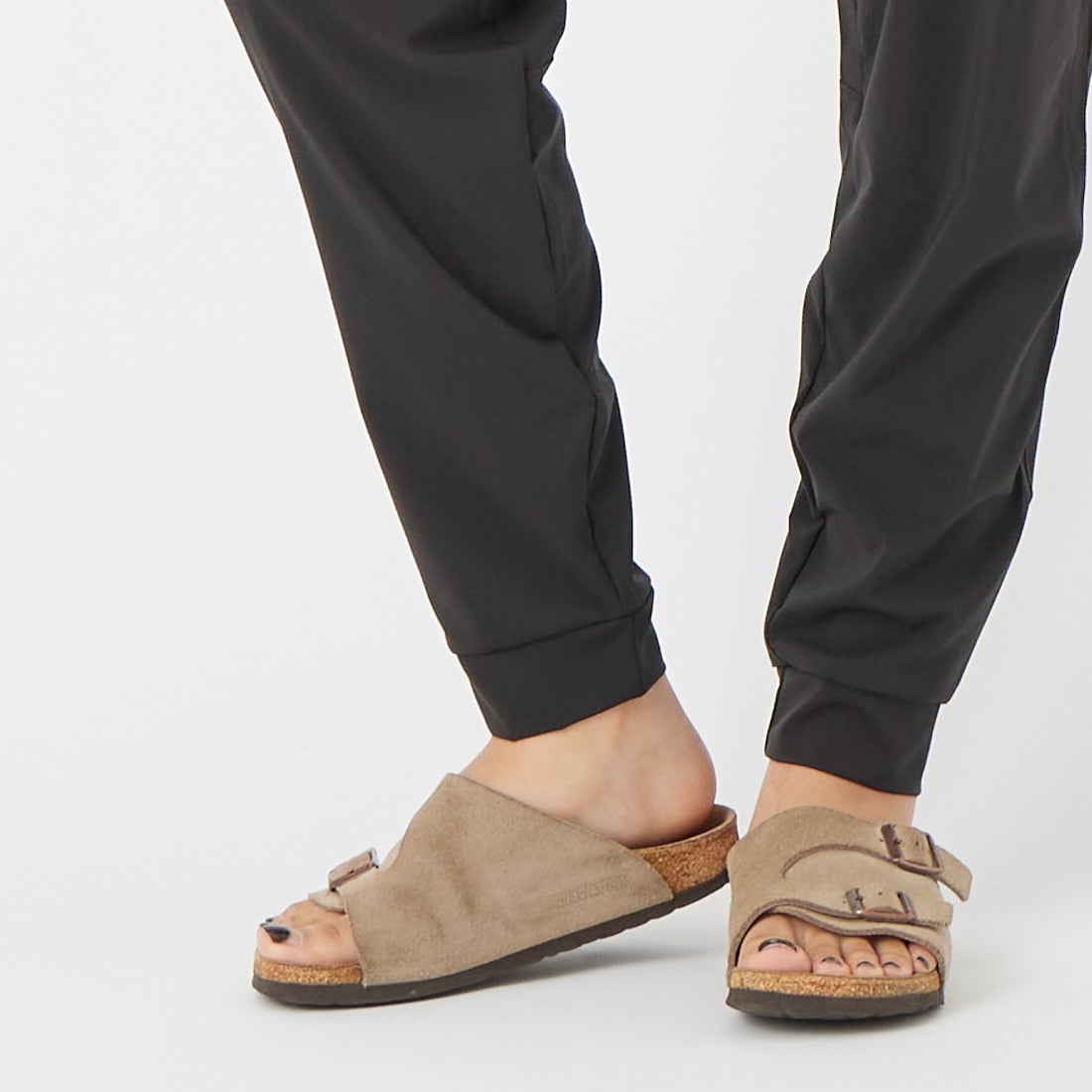 patagonia [パタゴニア] ウィメンズ テルボンヌ ジョガーズ [24595] BLK &&モデル身長：162cm 着用サイズ：M&&