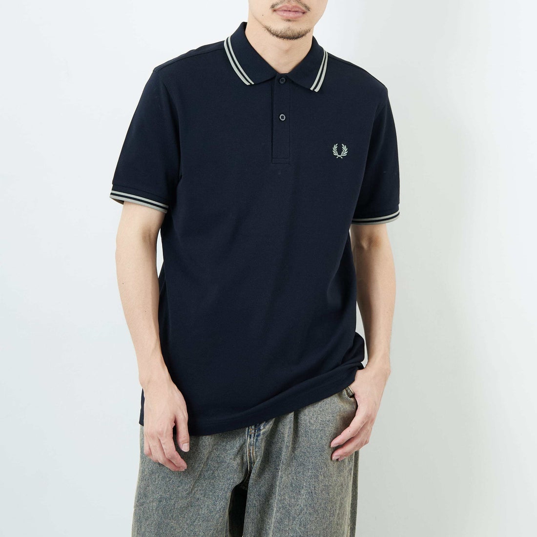 T73 NAVY/S&&モデル身長：168cm 着用サイズ：M&&