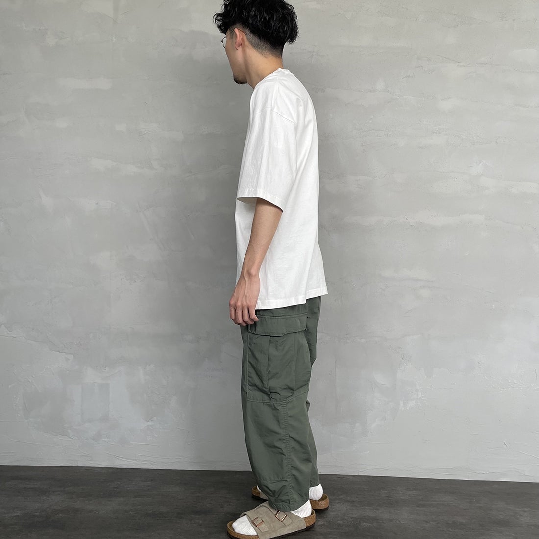 CHUMS [チャムス] ヘビーウエイトチャムスロゴTシャツ [CH01-2271] W001 WHITE &&モデル身長：168cm 着用サイズ：L&&