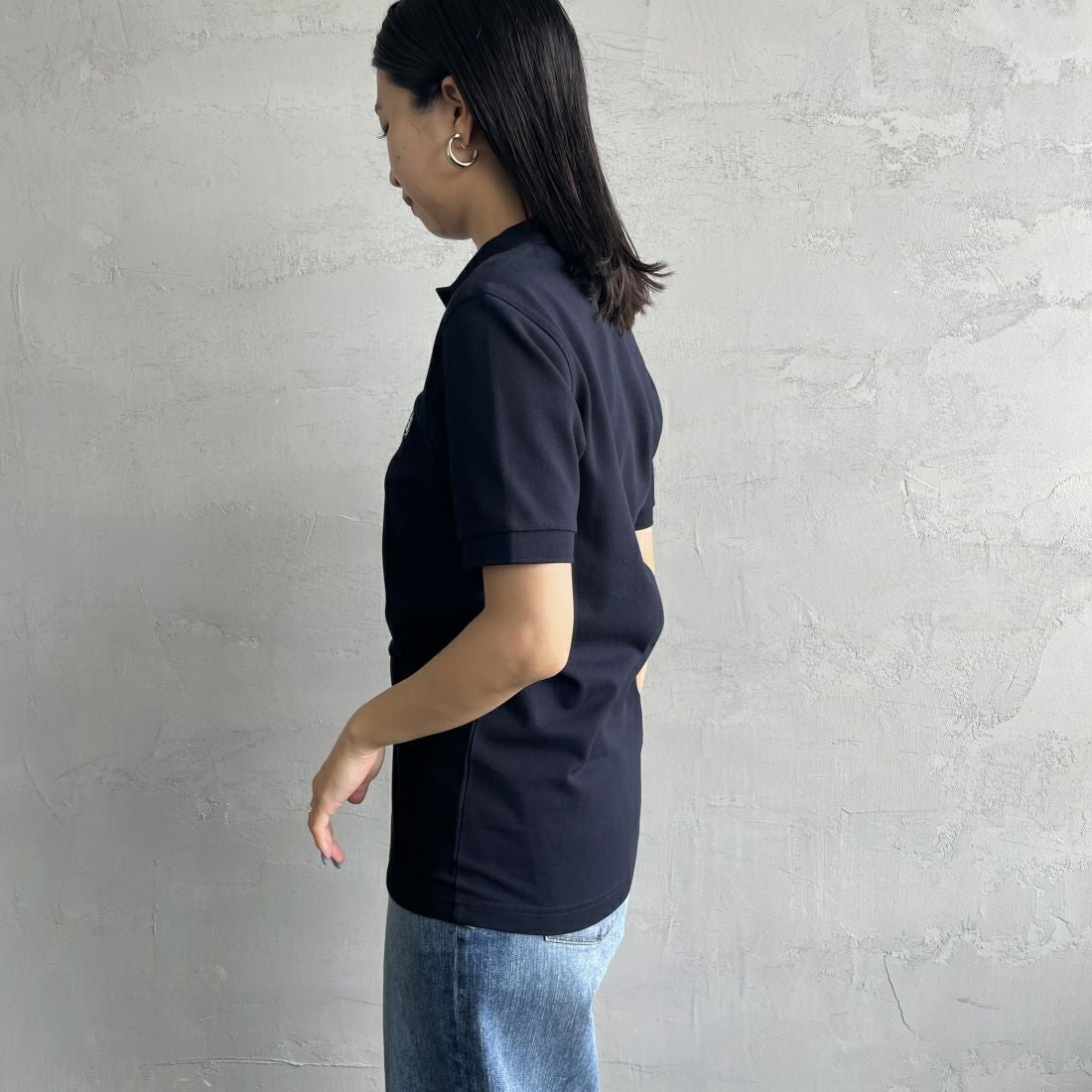 FRED PERRY [フレッドペリー] 鹿の子ポロシャツ [M6000] 608 NAVY &&モデル身長：163cm 着用サイズ：XS&&