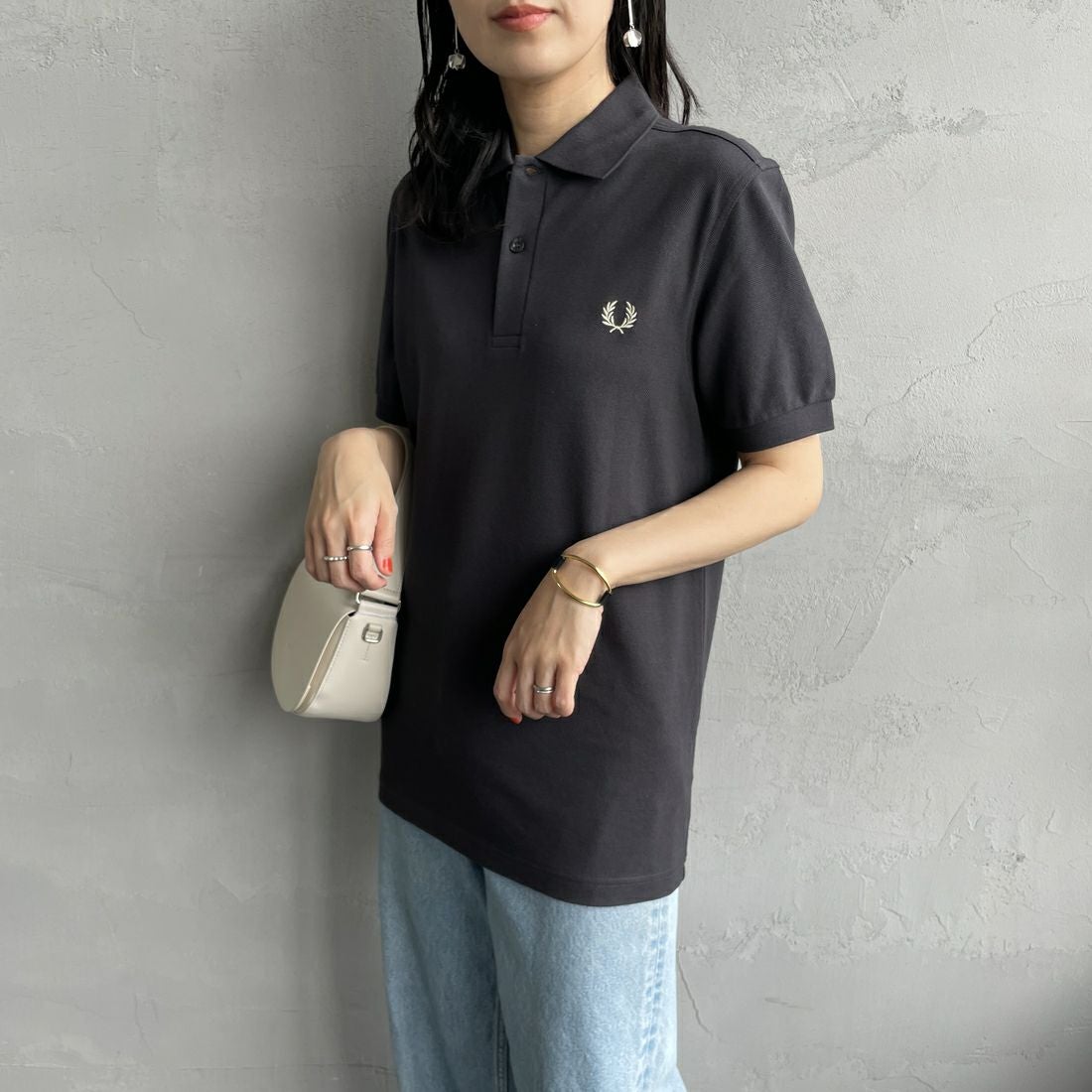 FRED PERRY [フレッドペリー] 鹿の子ポロシャツ [M6000] V56 ANCHR &&モデル身長：160cm 着用サイズ：S&&