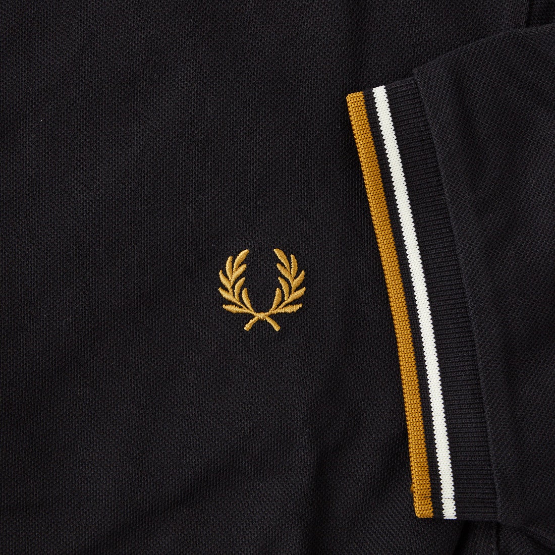 FRED PERRY [フレッドペリー] ティップライン ロゴ刺繍ポロシャツ [M3600] P69 BLACK/