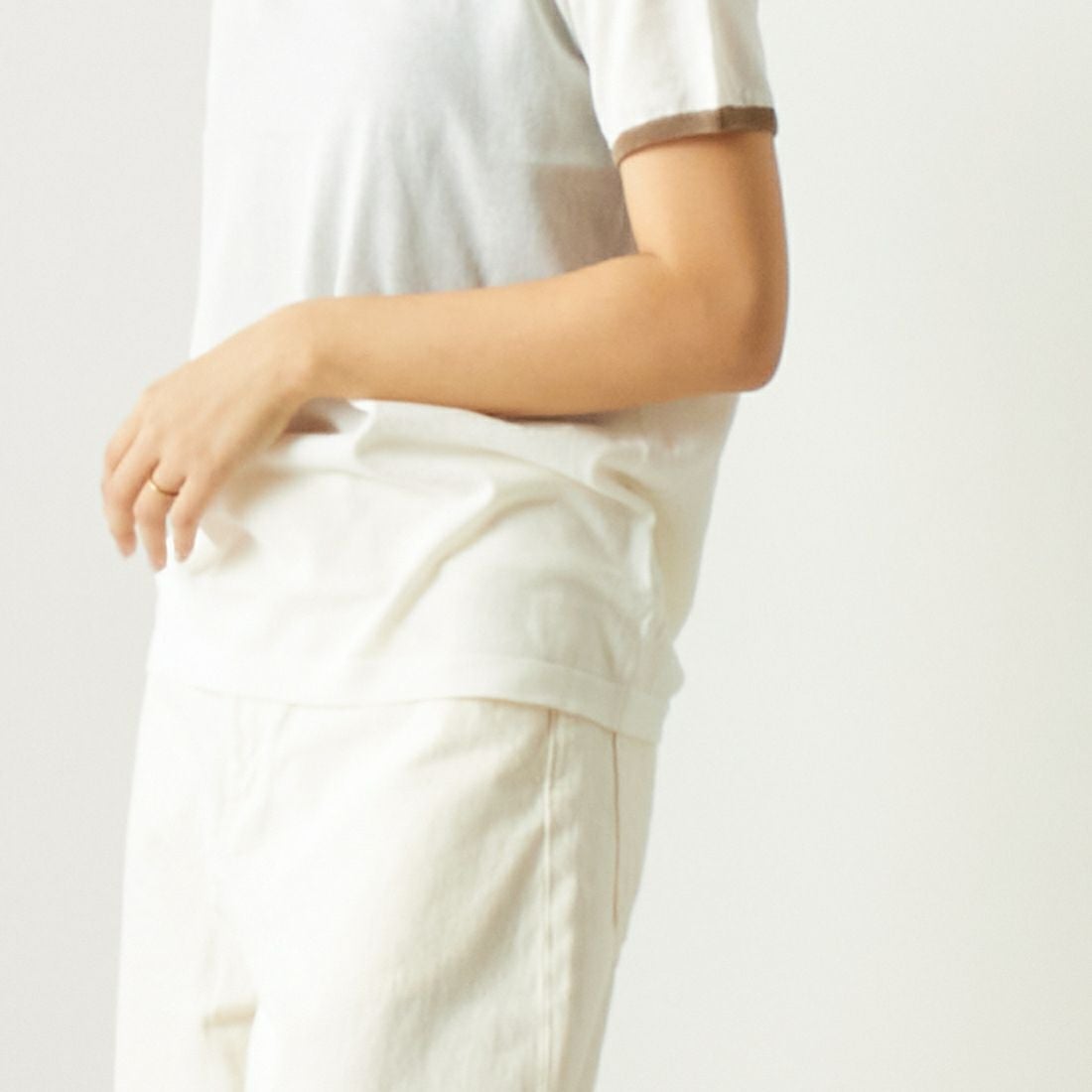 Jeans Factory Clothes [ジーンズファクトリークローズ] シアー配色半袖ニット [11242830] ｵﾌ &&モデル身長：167cm 着用サイズ：F&&