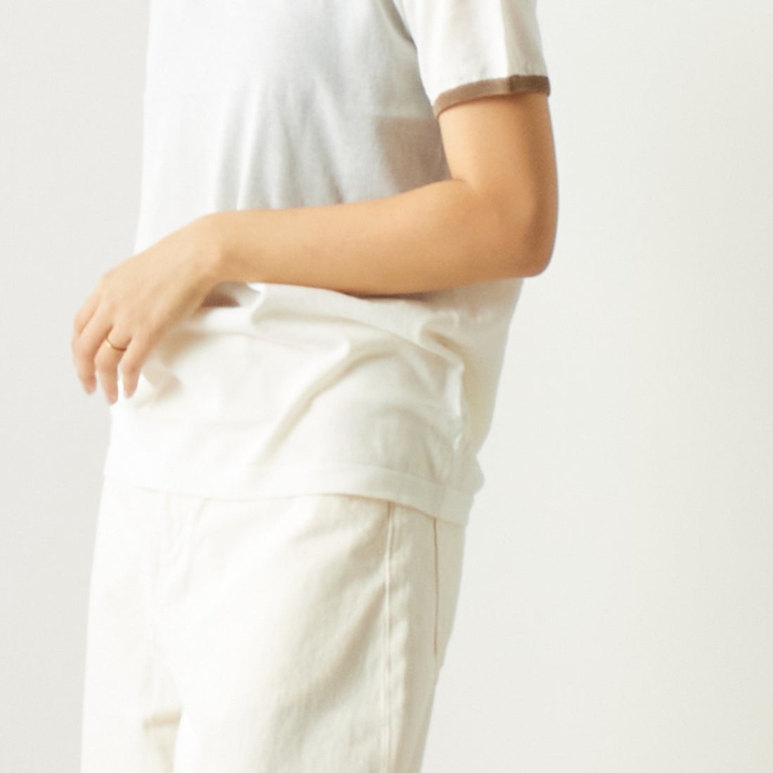 Jeans Factory Clothes [ジーンズファクトリークローズ] シアー配色半袖ニット [11242830] ｵﾌ &&モデル身長：167cm 着用サイズ：F&&