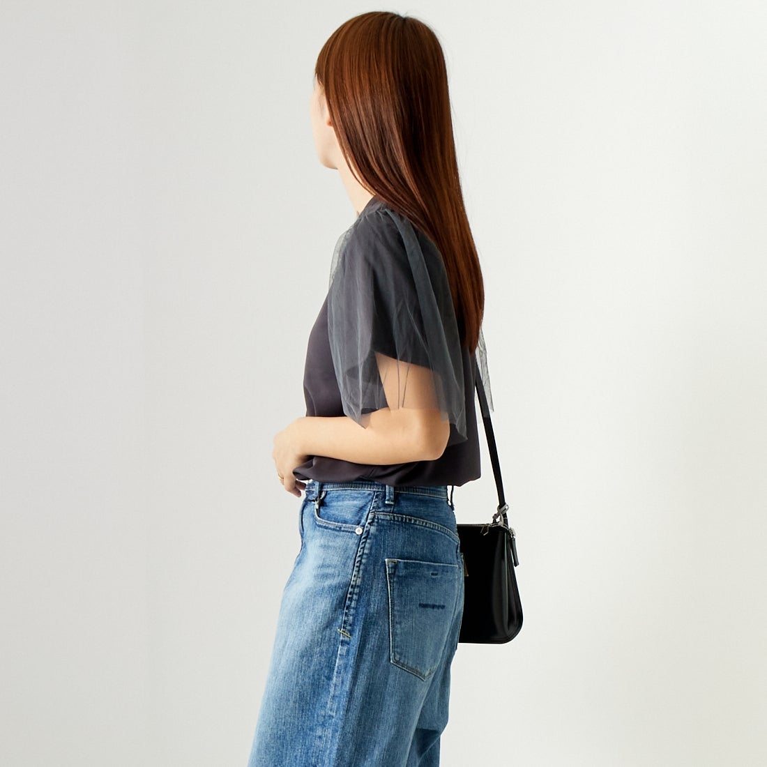 Jf Ready Made [ジェイエフレディメイド] チュールスリーブデザインTシャツ [7124327] ﾁｬｺｰﾙ &&モデル身長：167cm 着用サイズ：F&&