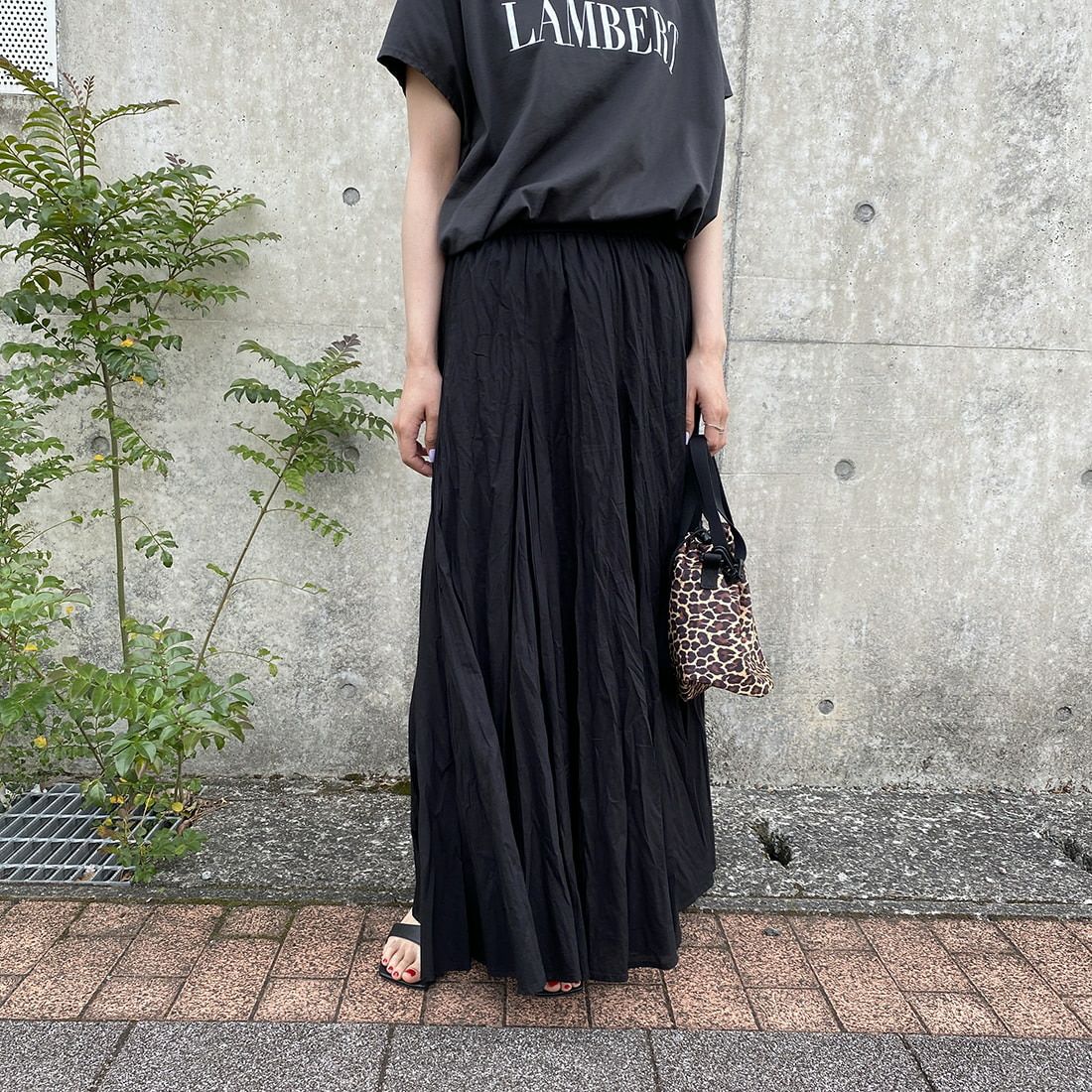 mizuiro ind [ミズイロインド] ボリュームフレアスカート [3-260010] 99 BLACK &&モデル身長：156cm 着用サイズ：F&&