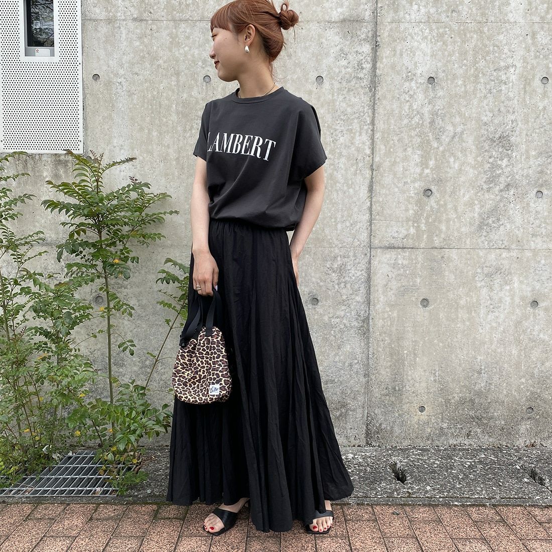 mizuiro ind [ミズイロインド] ボリュームフレアスカート [3-260010] 99 BLACK &&モデル身長：156cm 着用サイズ：F&&