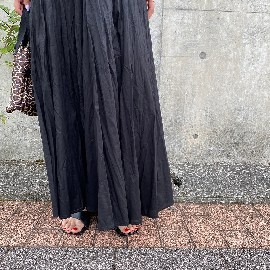 mizuiro ind [ミズイロインド] ボリュームフレアスカート [3-260010] 99 BLACK &&モデル身長：156cm 着用サイズ：F&&