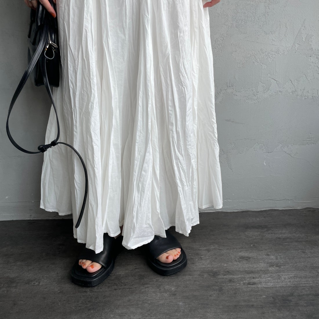 mizuiro ind [ミズイロインド] ボリュームフレアスカート [3-260010] 11 O.WHITE &&モデル身長：160cm 着用サイズ：F&&