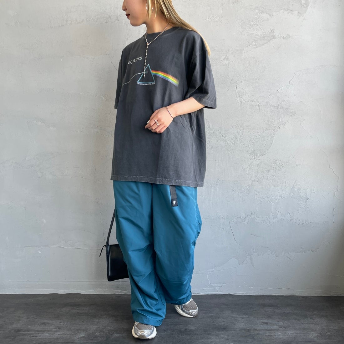 KELTY [ケルティ] 別注 ナイロンタフタ タックイージーパンツ [KE242W40IN01-JF] ﾌﾞﾙｰ&&モデル身長：156cm　着用サイズ：S&&