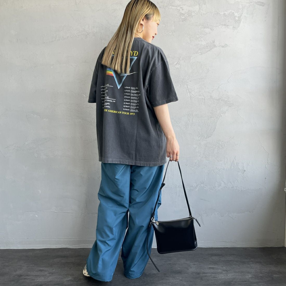 KELTY [ケルティ] 別注 ナイロンタフタ タックイージーパンツ [KE242W40IN01-JF] ﾌﾞﾙｰ&&モデル身長：156cm　着用サイズ：S&&