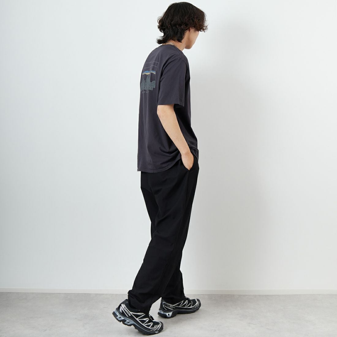 patagonia [パタゴニア] メンズ 73 スカイライン オーガニックTシャツ [37534] INBK &&モデル身長：179cm 着用サイズ：L&&