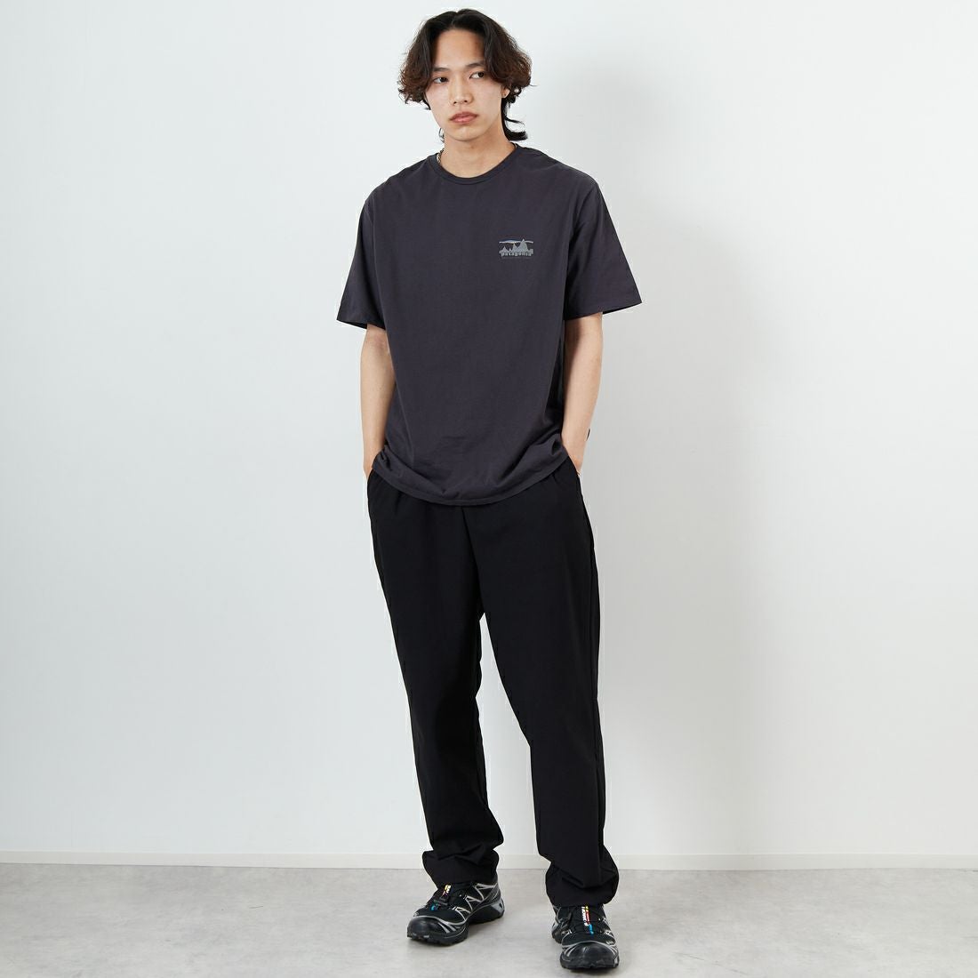 patagonia [パタゴニア] メンズ 73 スカイライン オーガニックTシャツ [37534] INBK &&モデル身長：179cm 着用サイズ：L&&