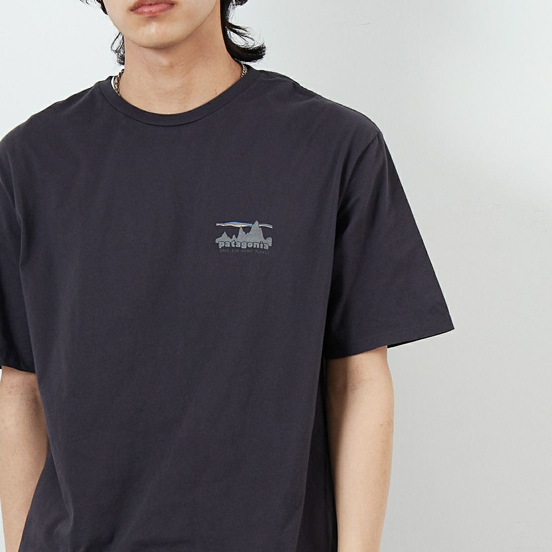 patagonia [パタゴニア] メンズ 73 スカイライン オーガニックTシャツ [37534] INBK &&モデル身長：179cm 着用サイズ：L&&