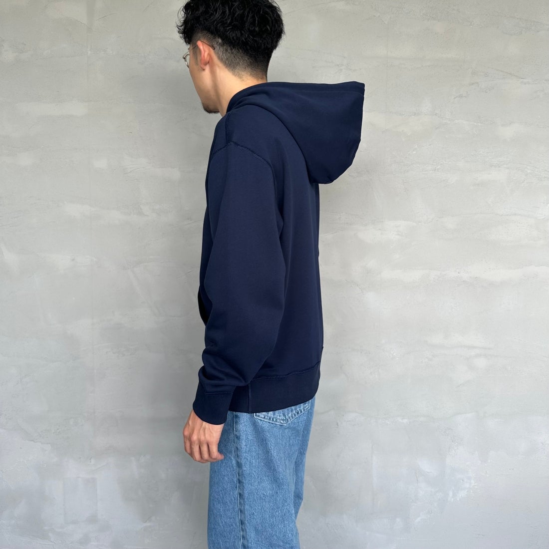 LACOSTE [ラコステ] プレミアムスウェットフーディー [SH6925] 166 NAVY B &&モデル身長：168cm 着用サイズ：4&&