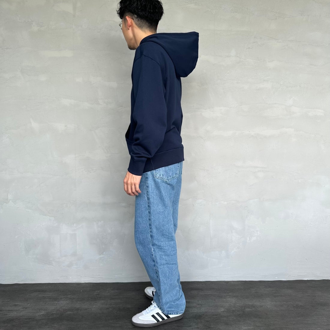 LACOSTE [ラコステ] プレミアムスウェットフーディー [SH6925] 166 NAVY B &&モデル身長：168cm 着用サイズ：4&&