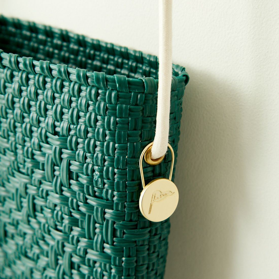 Letra [レトラ] メルAカドポーチ ROMBO [610750703] DK GRN