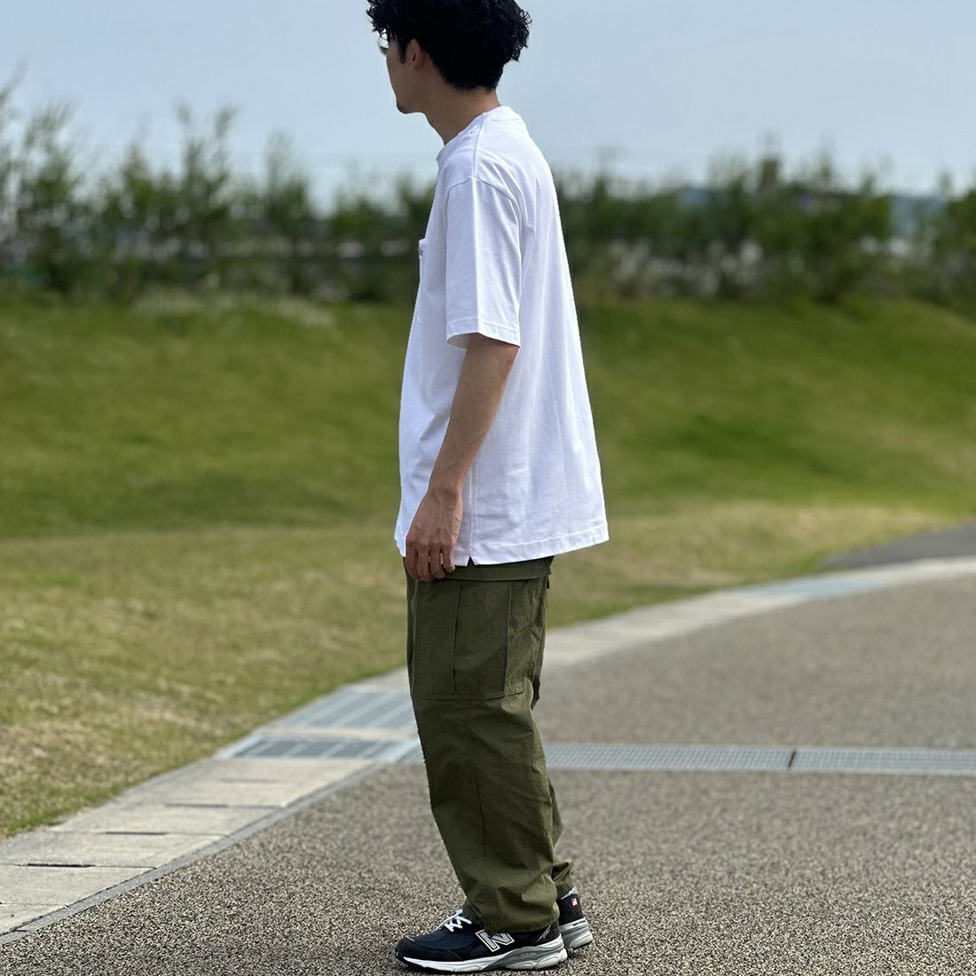 LACOSTE [ラコステ] アウトラインクロックポケットTシャツ [TH5581] 001 WHITE&&モデル身長：168cm 着用サイズ：6&&