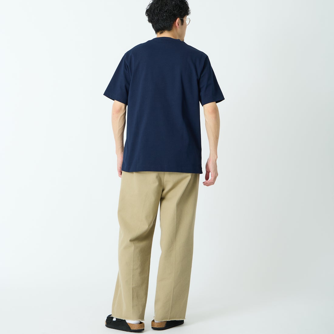 LACOSTE [ラコステ] アウトラインクロックポケットTシャツ [TH5581] 166 NAVY &&モデル身長：168cm 着用サイズ：4&&