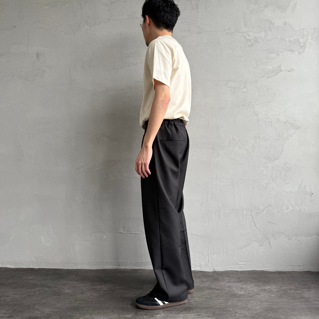 LACOSTE [ラコステ] アウトラインクロックポケットTシャツ [TH5581] XFJ ECRU &&モデル身長：168cm 着用サイズ：3&&