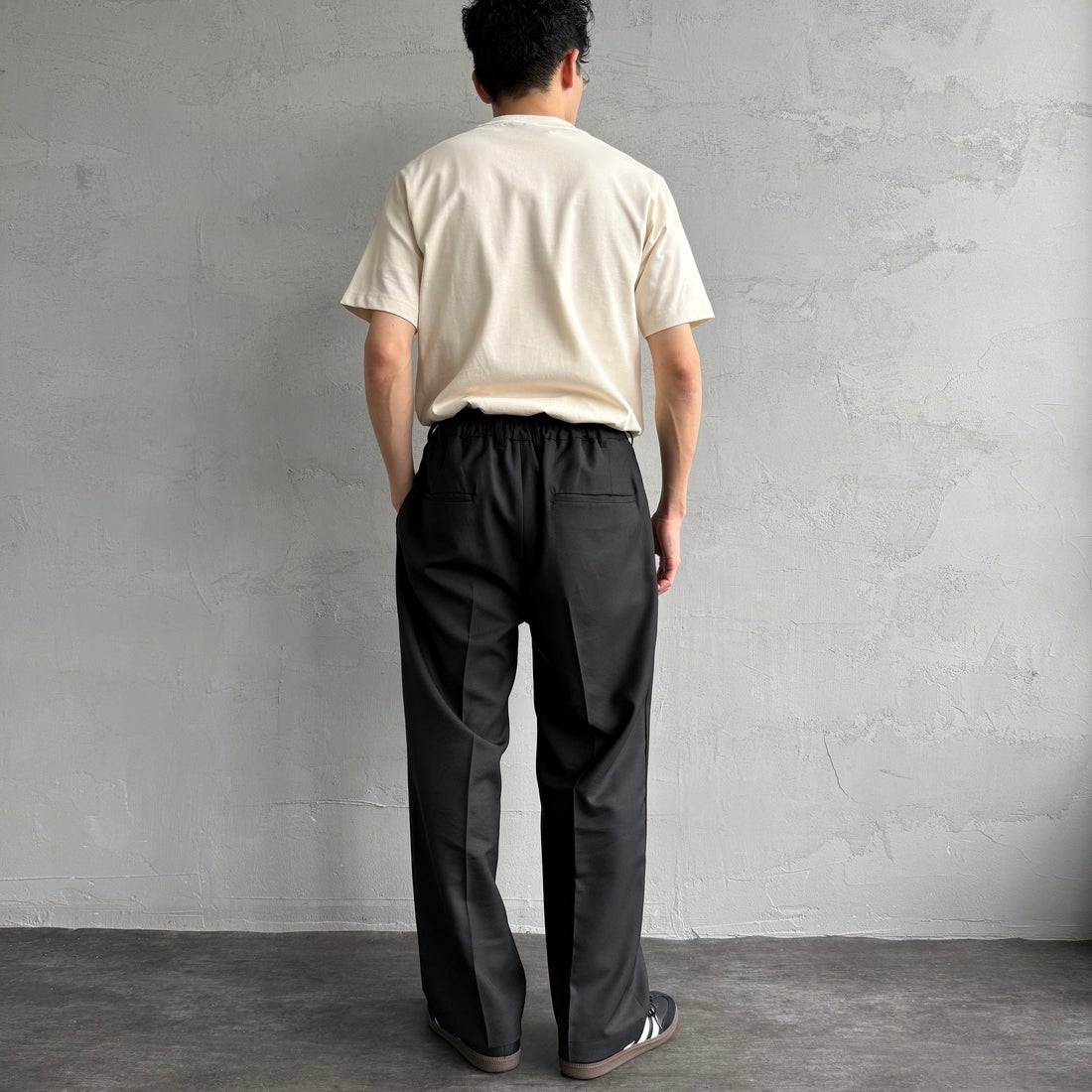 LACOSTE [ラコステ] アウトラインクロックポケットTシャツ [TH5581] XFJ ECRU &&モデル身長：168cm 着用サイズ：3&&