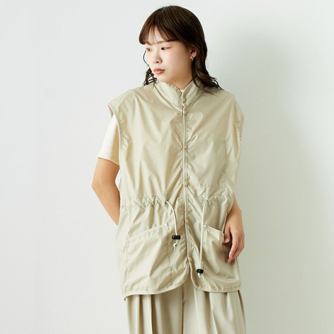 LAVENHAM [ラベンハム] ギャザーウエストベスト [LV7041] I17 NATURA &&モデル身長：167cm 着用サイズ：M&&