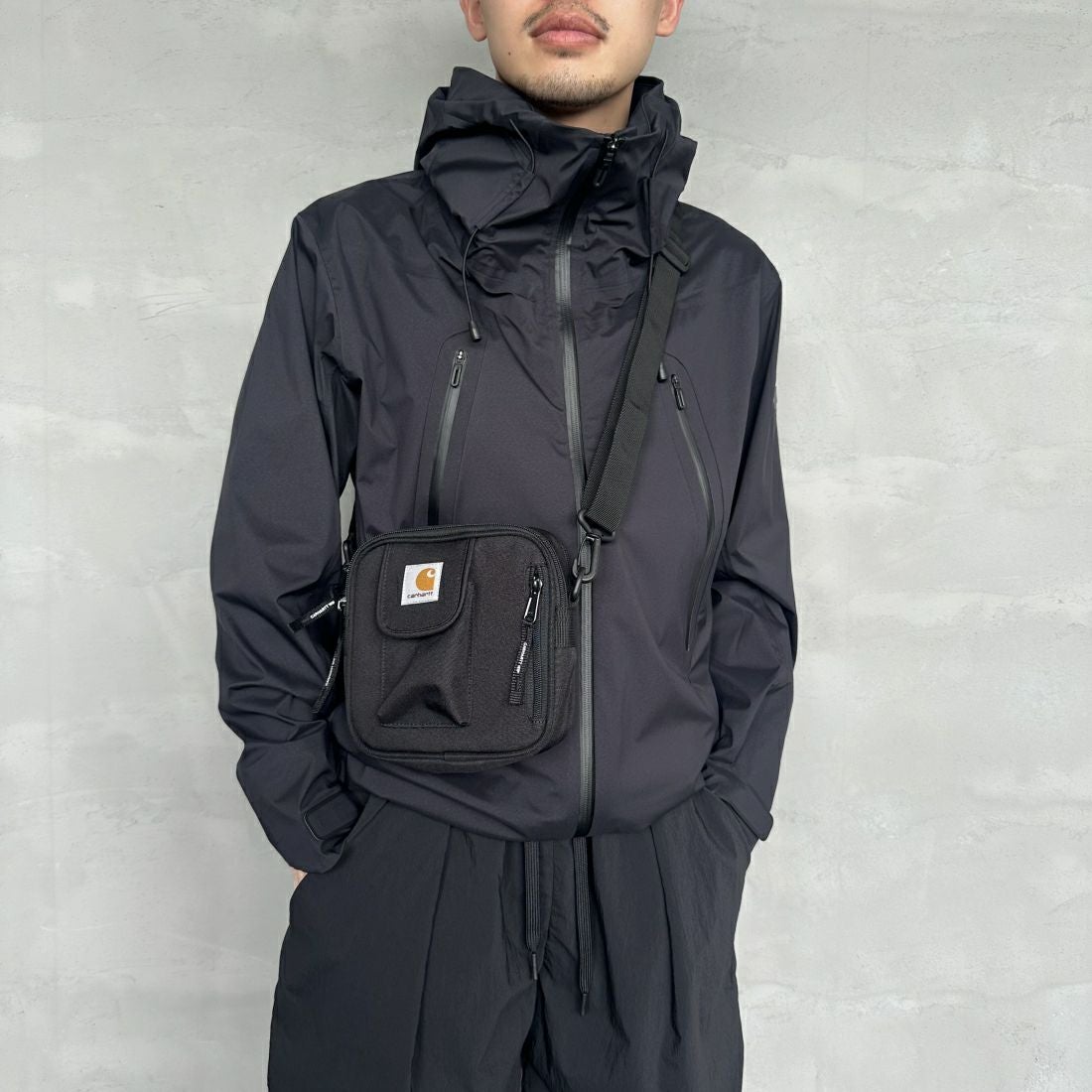 carhartt WIP [カーハートダブリューアイピー] エッセンシャル ショルダーバッグ [I031470] BLACK