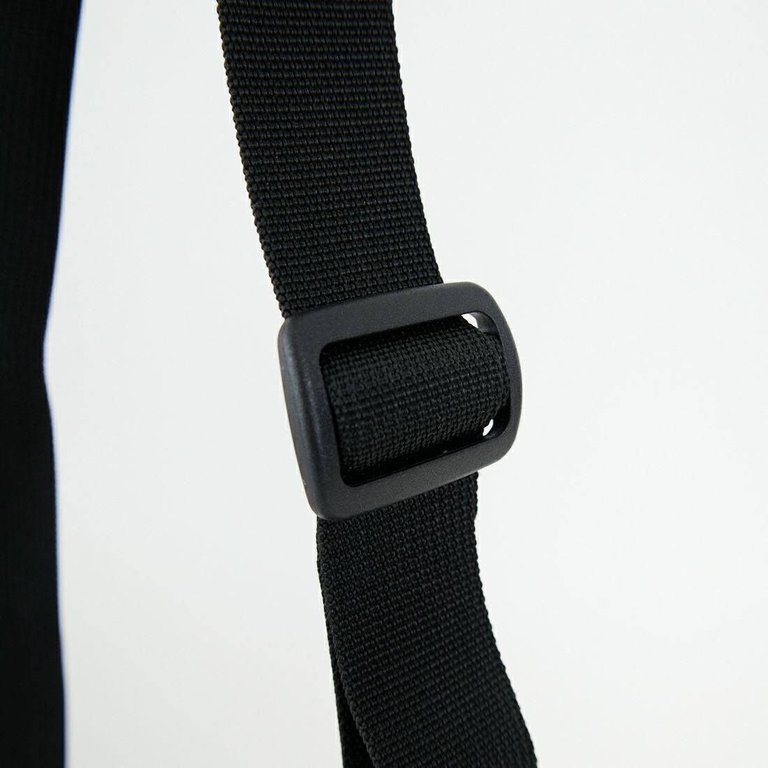 carhartt WIP [カーハートダブリューアイピー] エッセンシャル ショルダーバッグ [I031470] BLACK