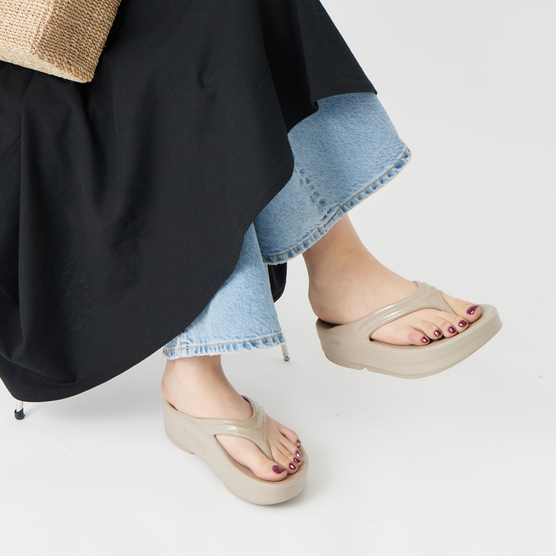 OOFOS [ウーフォス] OOMEGA(ウーメガ) [OOMEGA] NOMAD