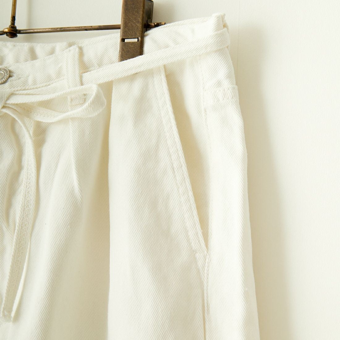 Noir Fabrik [ヌワールファブリック] フリンジデニムショートパンツ [NF-242-004] WHTｶﾂﾗｷﾞ