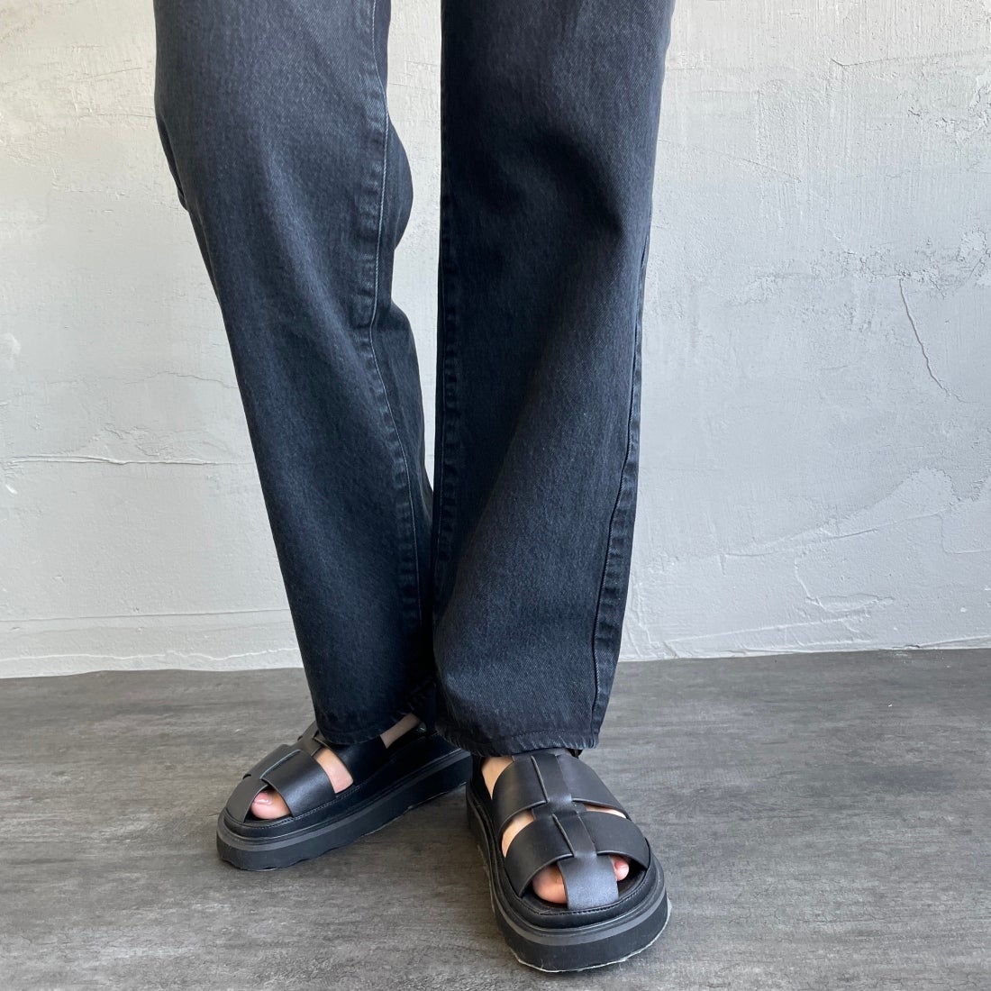 NEEDBY heritage [ニードバイヘリテージ] 別注 JOE ストレートデニム [JOE-JF] BO &&モデル身長：163cm 着用サイズ：26&&
