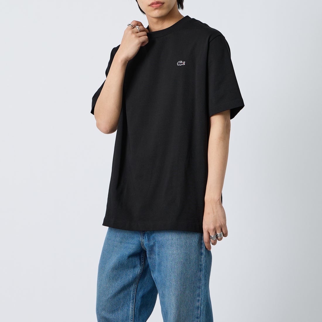 LACOSTE [ラコステ] クルーネックTシャツ [TH5582] 031 BLACK &&モデル身長：179cm 着用サイズ：6&&
