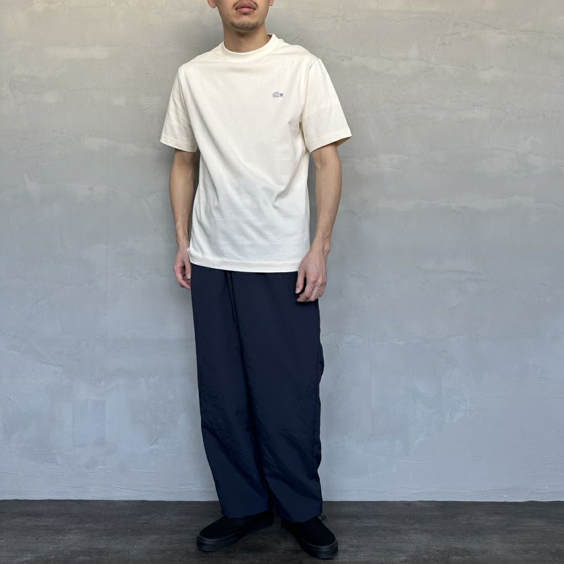 LACOSTE [ラコステ] クルーネックTシャツ [TH5582] XFJ ECRU &&モデル身長：168cm 着用サイズ：3&&