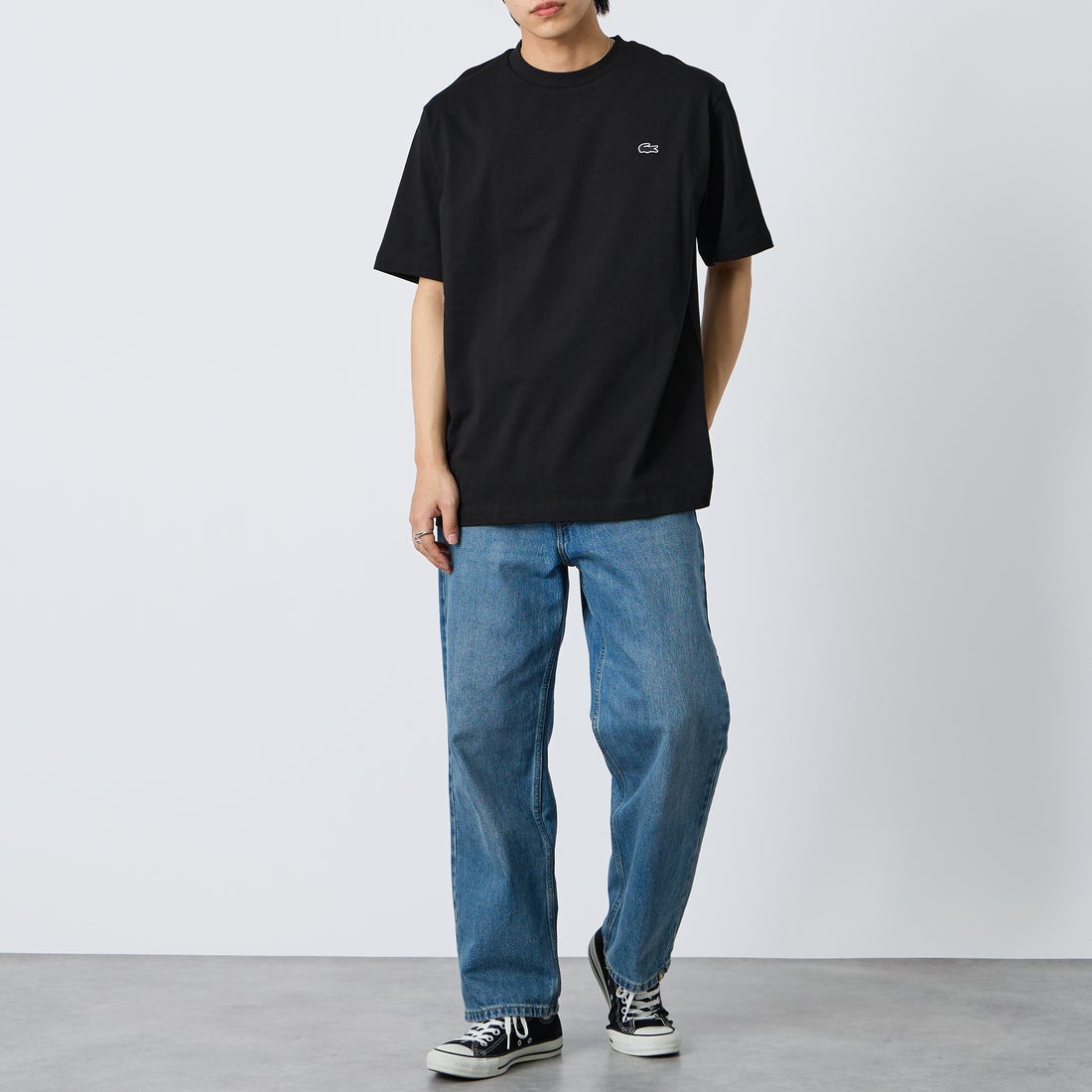 LACOSTE [ラコステ] クルーネックTシャツ [TH5582] 031 BLACK &&モデル身長：179cm 着用サイズ：6&&