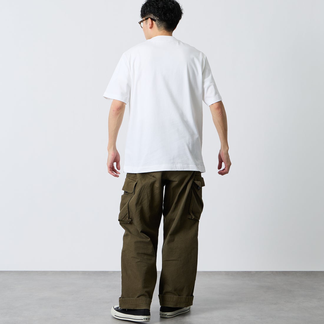 LACOSTE [ラコステ] クルーネックTシャツ [TH5582] 001 WHITE &&モデル身長：168cm 着用サイズ：5&&