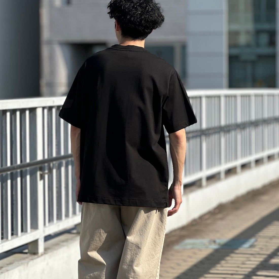 LACOSTE [ラコステ] クルーネックTシャツ [TH5582] 031 BLACK &&モデル身長：168cm 着用サイズ：6&&