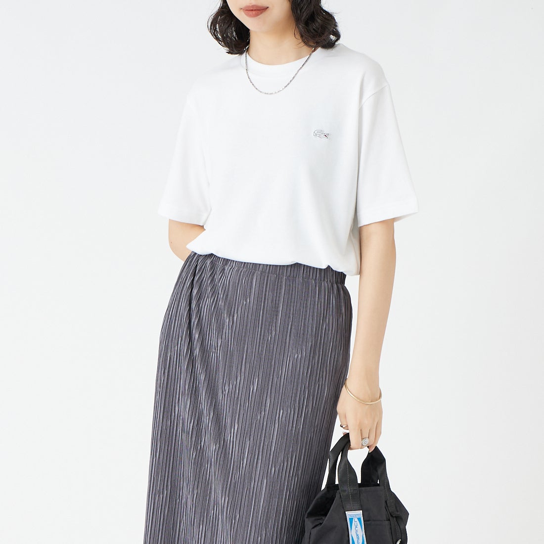 001 WHITE&&モデル身長：162cm 着用サイズ：2&&