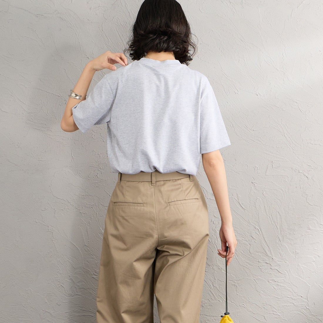 LACOSTE [ラコステ] クルーネックTシャツ [TH5582] CCA SILVER &&モデル身長：162cm 着用サイズ：2&&