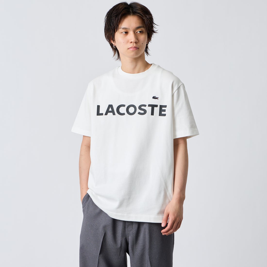 70V WHITE&&モデル身長：177cm 着用サイズ：L&&