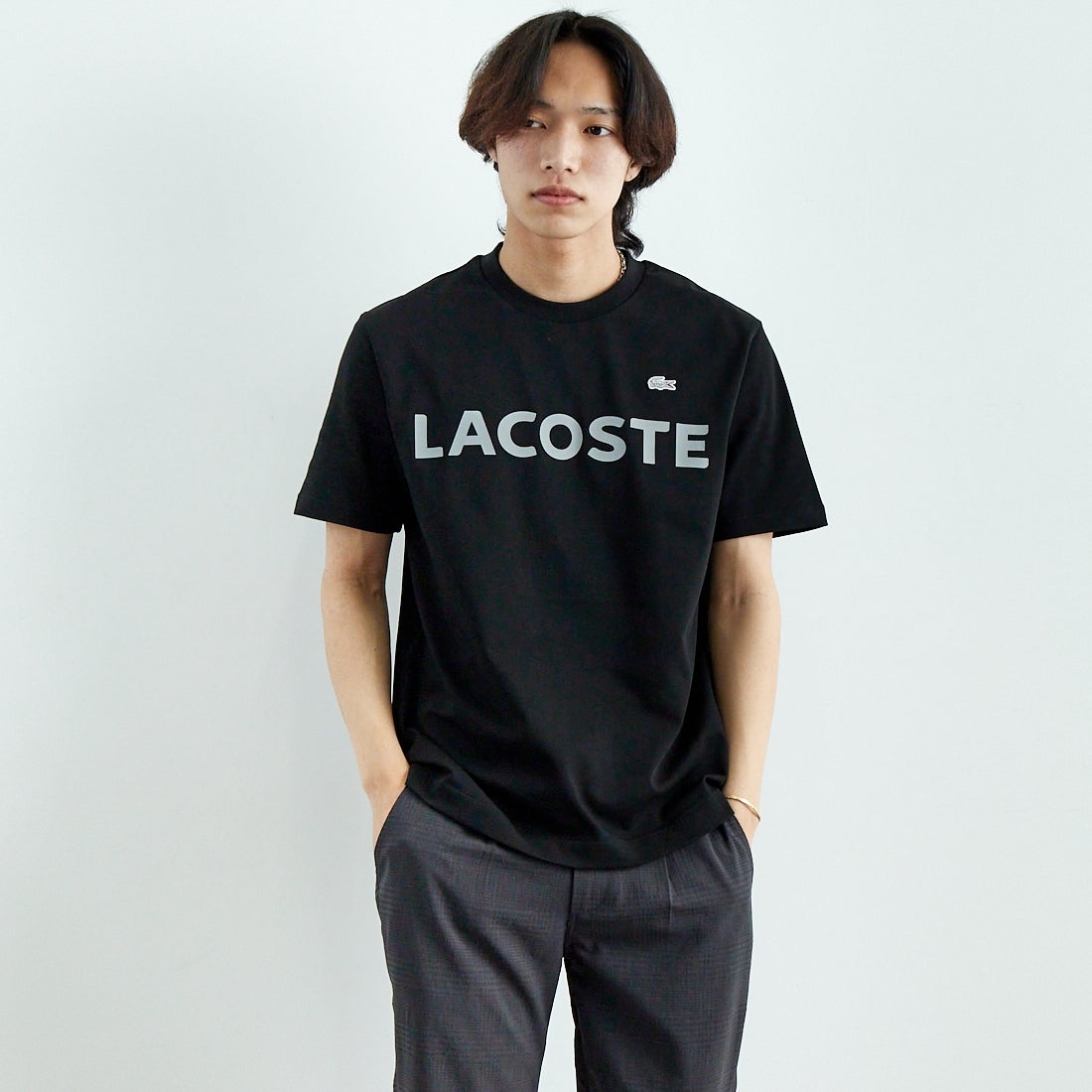 LACOSTE [ラコステ] ヘビーウェイトロゴTシャツ [TH2299] 031 BLACK &&モデル身長：179cm 着用サイズ：3&&