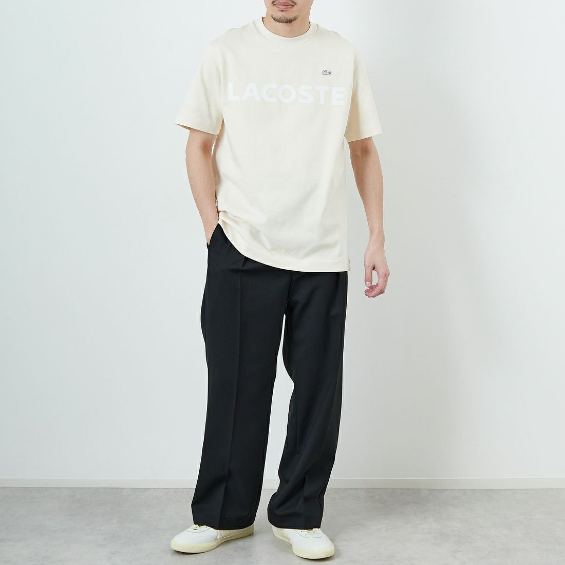 LACOSTE [ラコステ] ヘビーウェイトロゴTシャツ [TH2299] XFJ ECRU &&モデル身長：168cm 着用サイズ：3&&